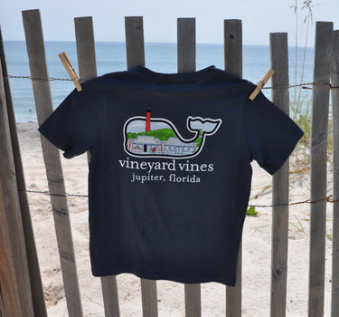Kids Vineyard Vines x Blueline Storefront Lighthouse T-Shirt – Blue Blazer