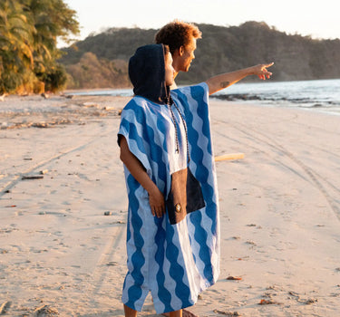 Changing Poncho: Slack Tide Coastal Blue