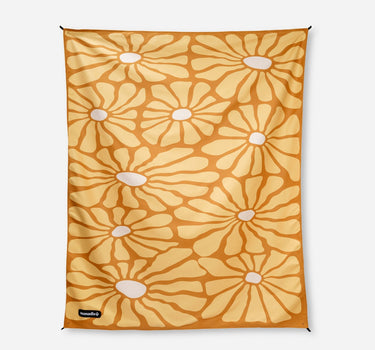 Festival Blanket: Lazy Daisy Gold