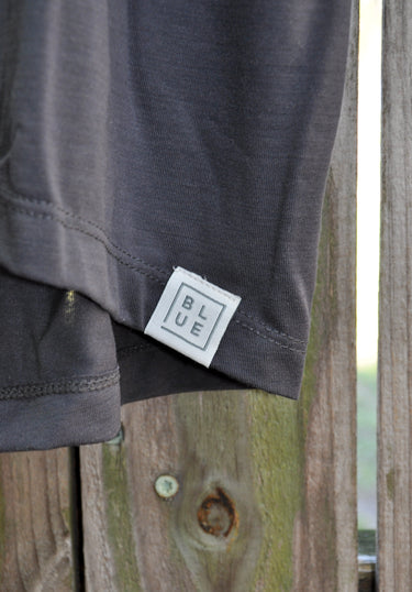 Blueline hem label detail on the Women's Eden Short Sleeve Shirt in Pepper